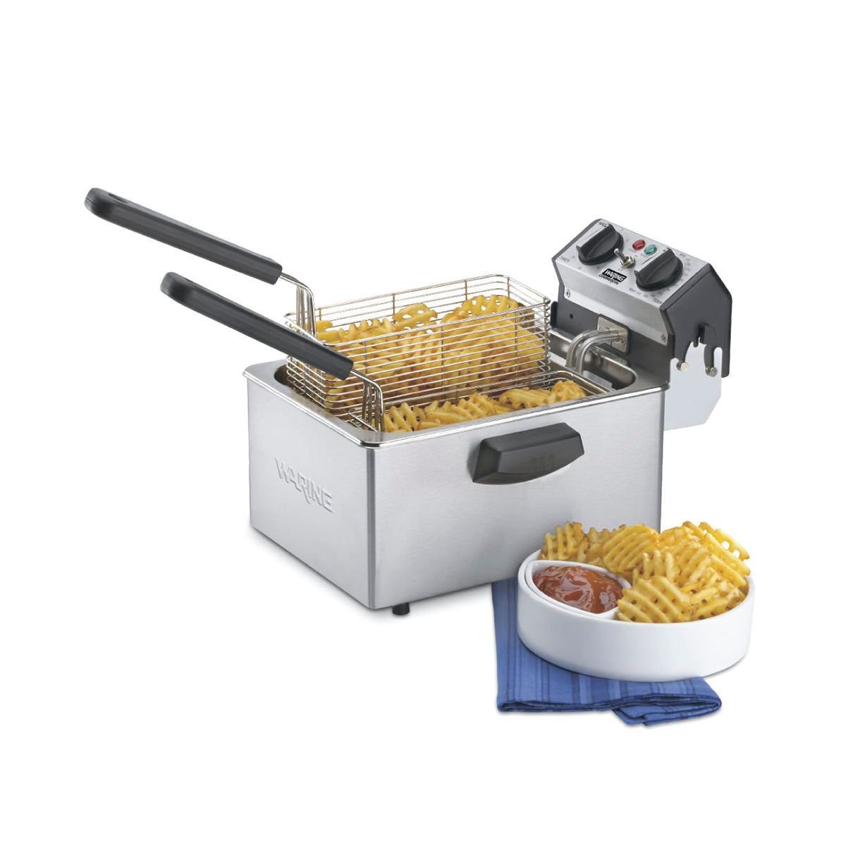 WDF75B Single Compact Deep Fryer by Waring Commercial