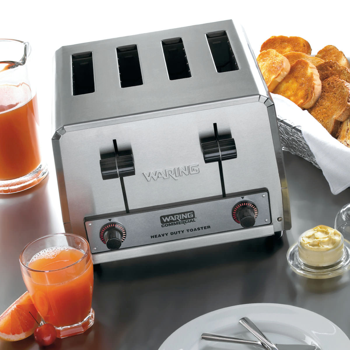 WCT805B 4-Slice Commercial Heavy-Duty Toaster by Waring Commercial